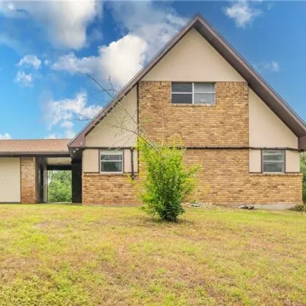 Buy this 3 bed house on 198 Woods Lane in McLennan County, TX 76630