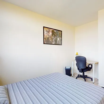 Rent this 4 bed apartment on 10 Résidence du Parc de Petit Bourg in 91000 Évry-Courcouronnes, France