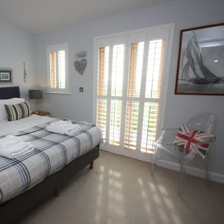 Rent this 3 bed townhouse on Polperro in PL13 2JA, United Kingdom