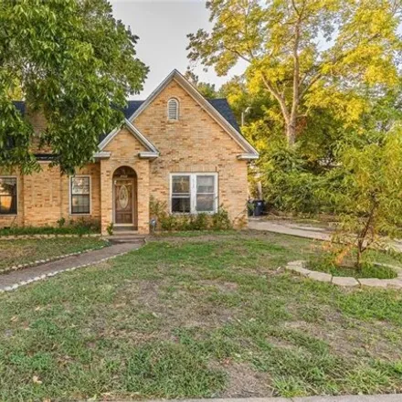 Buy this 3 bed house on 2442 Fort Avenue in Waco, TX 76707