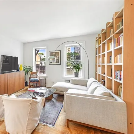 Image 2 - 170 EAST 94TH STREET 5AB in New York - Apartment for sale
