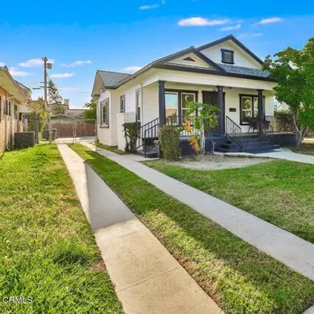 Buy this 3 bed house on 4275 Raymond Avenue in Los Angeles, CA 90037