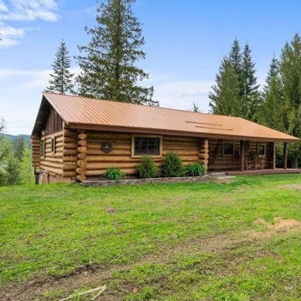 Buy this 5 bed house on Gypsy Bay Road in Bonner County, ID