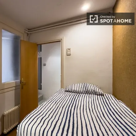 Rent this 4 bed room on Carrer de Bertran in 88, 08023 Barcelona