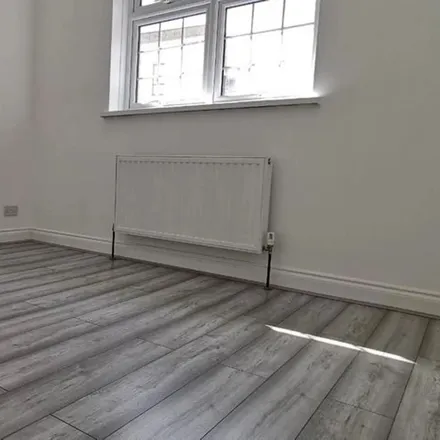 Rent this 2 bed apartment on 50 Aston Street in Ratcliffe, London