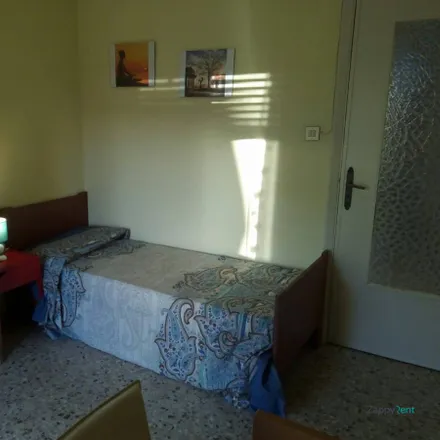 Rent this 5 bed room on Santa Sofia Est 1 in Via Santa Sofia, 95123 Catania CT