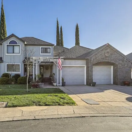 Buy this 4 bed house on 1025 Chardonnay Walk in Redding, CA 96001