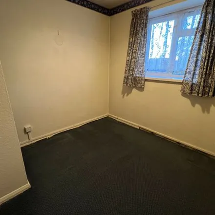 Rent this 3 bed apartment on Dagenham Road in London, RM7 0TL