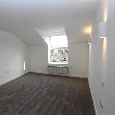 Image 4 - Bromley Cross Road, Bradshaw, BL7 9LY, United Kingdom - Apartment for rent