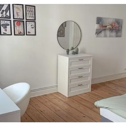 Rent this 4 bed room on Warschauer Straße 75A in 10243 Berlin, Germany