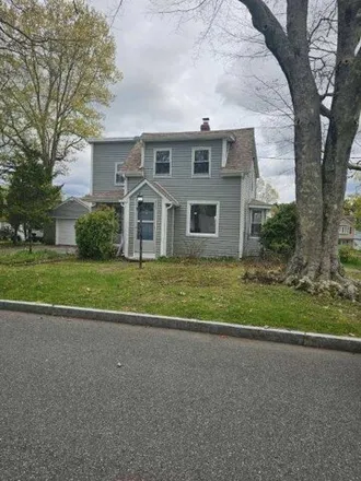 Buy this 3 bed house on 954 Thorndike Street in Inland Park, New Bedford
