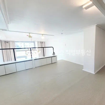 Image 3 - 서울특별시 송파구 삼전동 49 - Apartment for rent