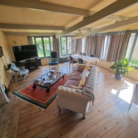 Rent this 4 bed apartment on 1 Allée Édith Piaf in 27940 Le Val d'Hazey, France