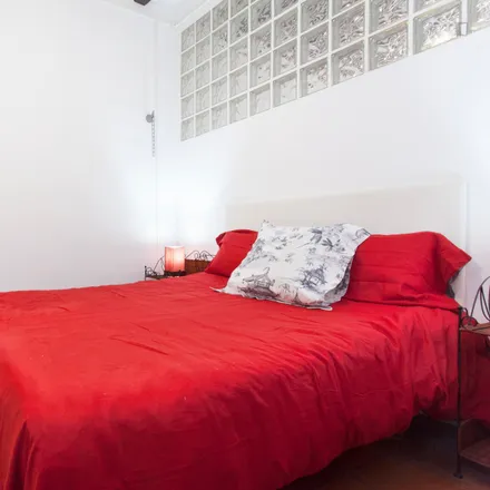 Rent this 1 bed apartment on Plaça del Pedró in 14, 08001 Barcelona