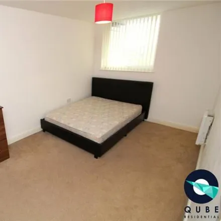 Image 7 - Merebank Court, Greenbank Lane, Liverpool, L17 1AE, United Kingdom - Apartment for rent