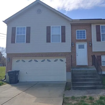 Buy this 3 bed house on Jefferson Street in Burlington, KY 41005