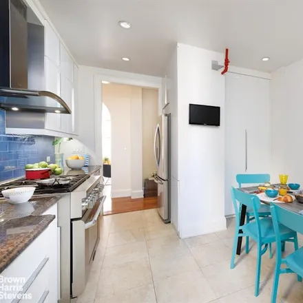 Image 2 - 255 WEST 84TH STREET 8E in New York - Apartment for sale