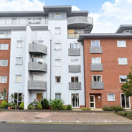 Rent this 1 bed apartment on Coxhill Way in Aylesbury, HP21 8FQ