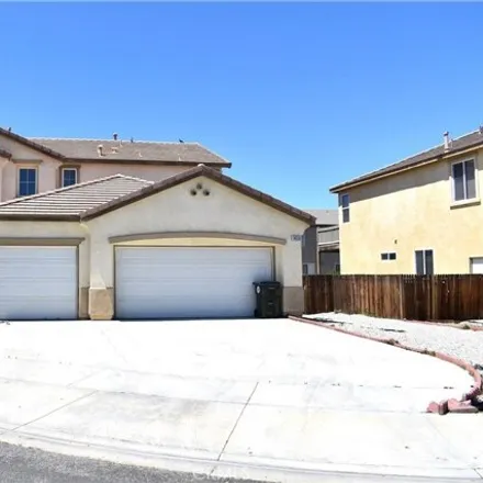 Buy this 5 bed house on 14500 Hummingbird Road in Victorville, CA 92394