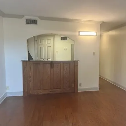 Rent this 1 bed condo on 2073 North 3rd Street in Baton Rouge, LA 70802