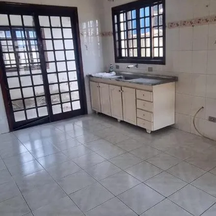 Buy this 4 bed house on Santa Casa de Misericórdia de Pindamonhangaba in Rua Frederico Machado, Centro