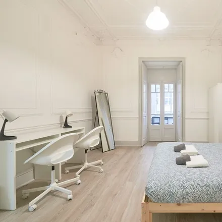 Image 4 - Rua Francisco Sanches - Room for rent