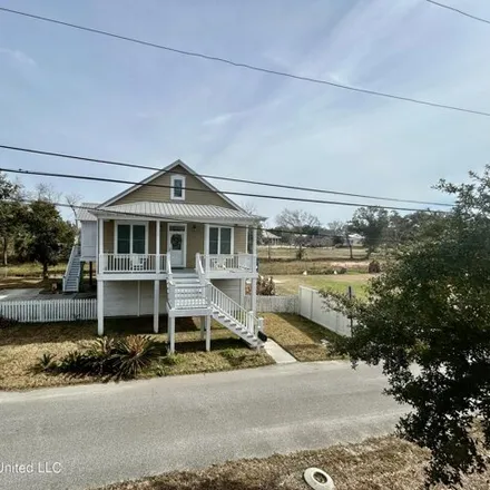 Image 1 - 226 Saucier Avenue, Pass Christian, Harrison County, MS 39571, USA - House for sale