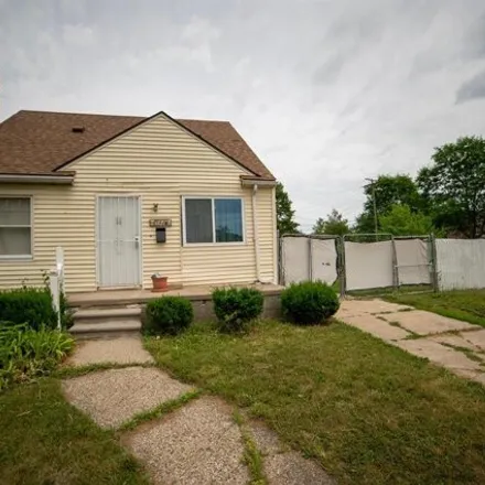 Buy this 3 bed house on 7223 East Lantz Street in Detroit, MI 48234