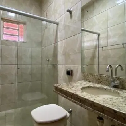 Rent this 3 bed apartment on Rua Lagoa da Prata in Divinópolis - MG, 35503-822