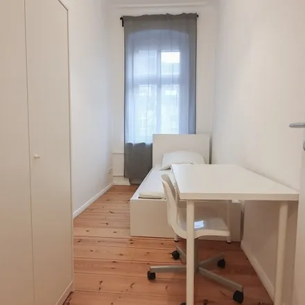 Rent this 4 bed room on Urbanstraße 87 in 10967 Berlin, Germany