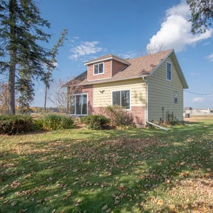 Buy this 3 bed house on Snowshoe Road in Hewitt, WI 54403