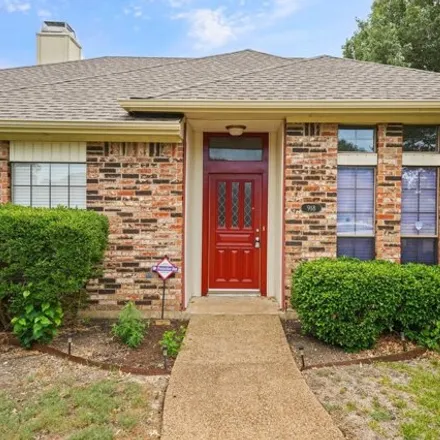 Image 4 - 918 Green Brook Drive, Allen, TX 75003, USA - House for sale
