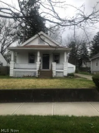 Buy this 2 bed house on 4369 East 162nd Street in Cleveland, OH 44128