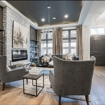 Image 3 - 612 East 42nd Street, Chicago, IL 60653, USA - House for sale
