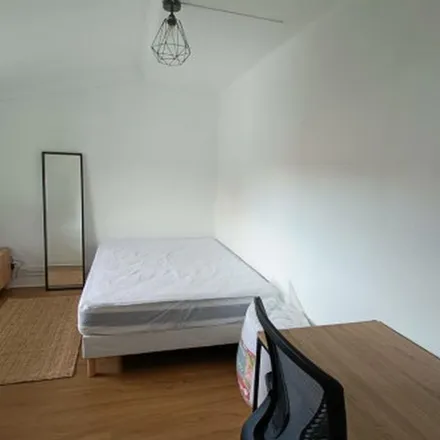 Rent this 6 bed apartment on Centre des Impôts in Boulevard du Maréchal Juin, 65000 Tarbes