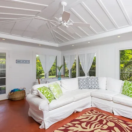 Rent this 2 bed townhouse on Kailua in HI, 96734