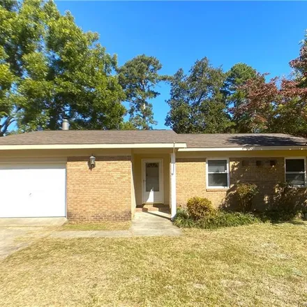 Buy this 3 bed house on 1929 Alder Road in Quail Ridge, Fayetteville