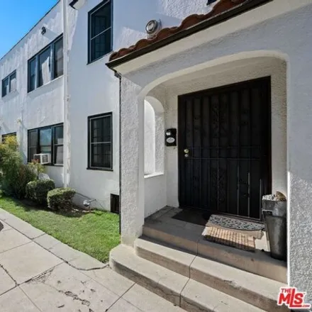 Image 6 - 4008 West 21st Street, Los Angeles, CA 90018, USA - House for sale