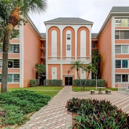 Rent this 2 bed condo on unnamed road in Saint Petersburg, FL 33710
