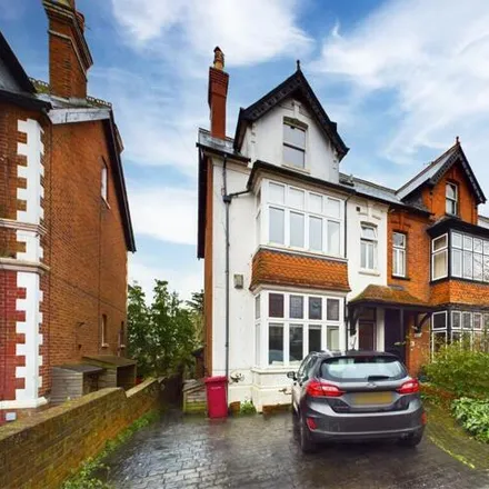 Buy this 5 bed duplex on 23 Mansfield Road in Katesgrove, Reading