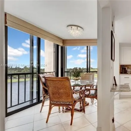 Image 1 - 7801 Lakeside Boulevard, Boca West, Palm Beach County, FL 33434, USA - Condo for rent