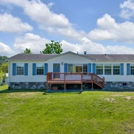 Buy this 3 bed house on 1176 Sinking Springs Rd in Midway, Tennessee
