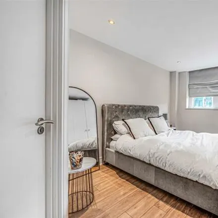 Image 4 - Garton Jones, 49 Marsham Street, Westminster, London, SW1P 3DP, United Kingdom - Apartment for sale