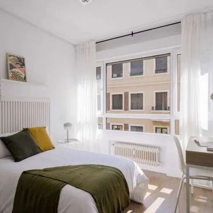 Image 3 - Madrid, Calle de Donoso Cortés, 80, 28015 Madrid - Apartment for rent
