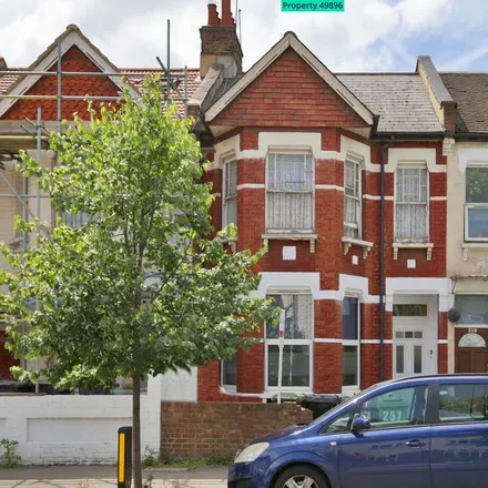 Rent this 2 bed apartment on Wightman Road in London, N8 0NE