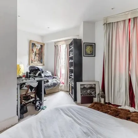 Rent this 3 bed apartment on 49 Slaidburn Street in Lot's Village, London