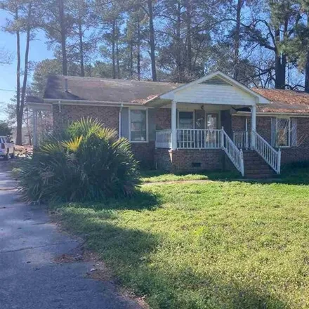 Buy this 2 bed house on South 3rd Avenue in Dillon, SC 29536