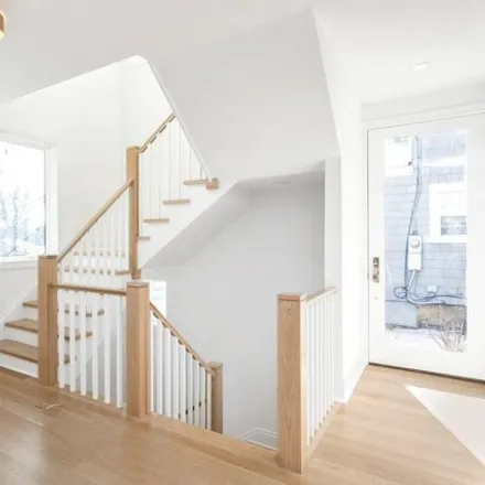 Image 3 - 151 East Elm Street, Greenwich, CT 06830, USA - House for sale