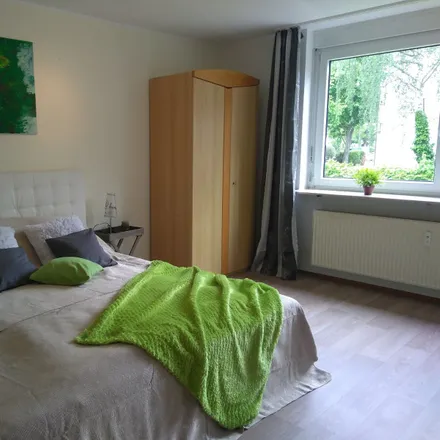 Rent this 3 bed apartment on Odenwaldstraße 16 in 69190 Walldorf, Germany
