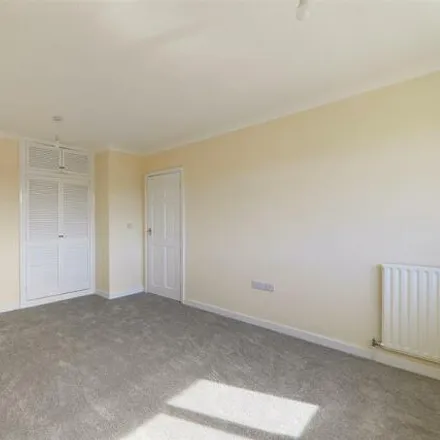 Image 7 - 1 Guildford Close, Worthing, BN14 7LR, United Kingdom - Townhouse for rent